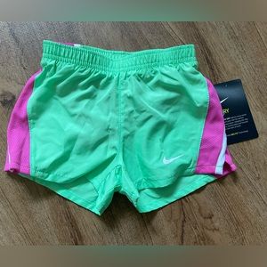NWT GIRLS NIKE DRI-FIT SHORTS 3T